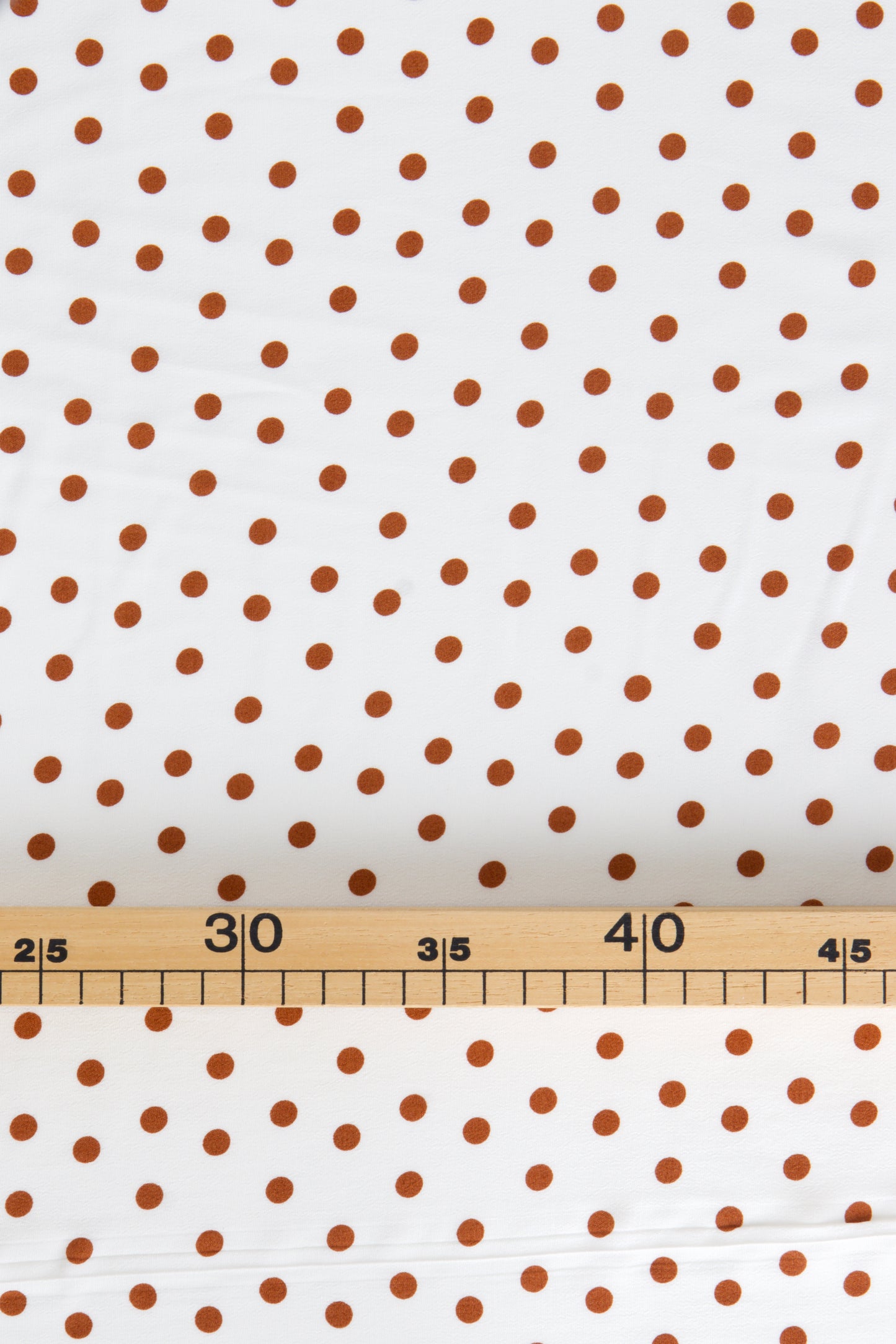 Crêpe de viscose à pois - Caramel